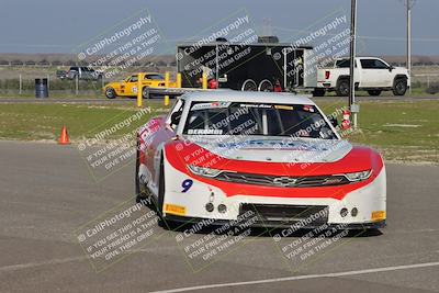 media/Jan-18-2026-CalClub SCCA (Sun) [[8bc6468723]]/Around the Pits/